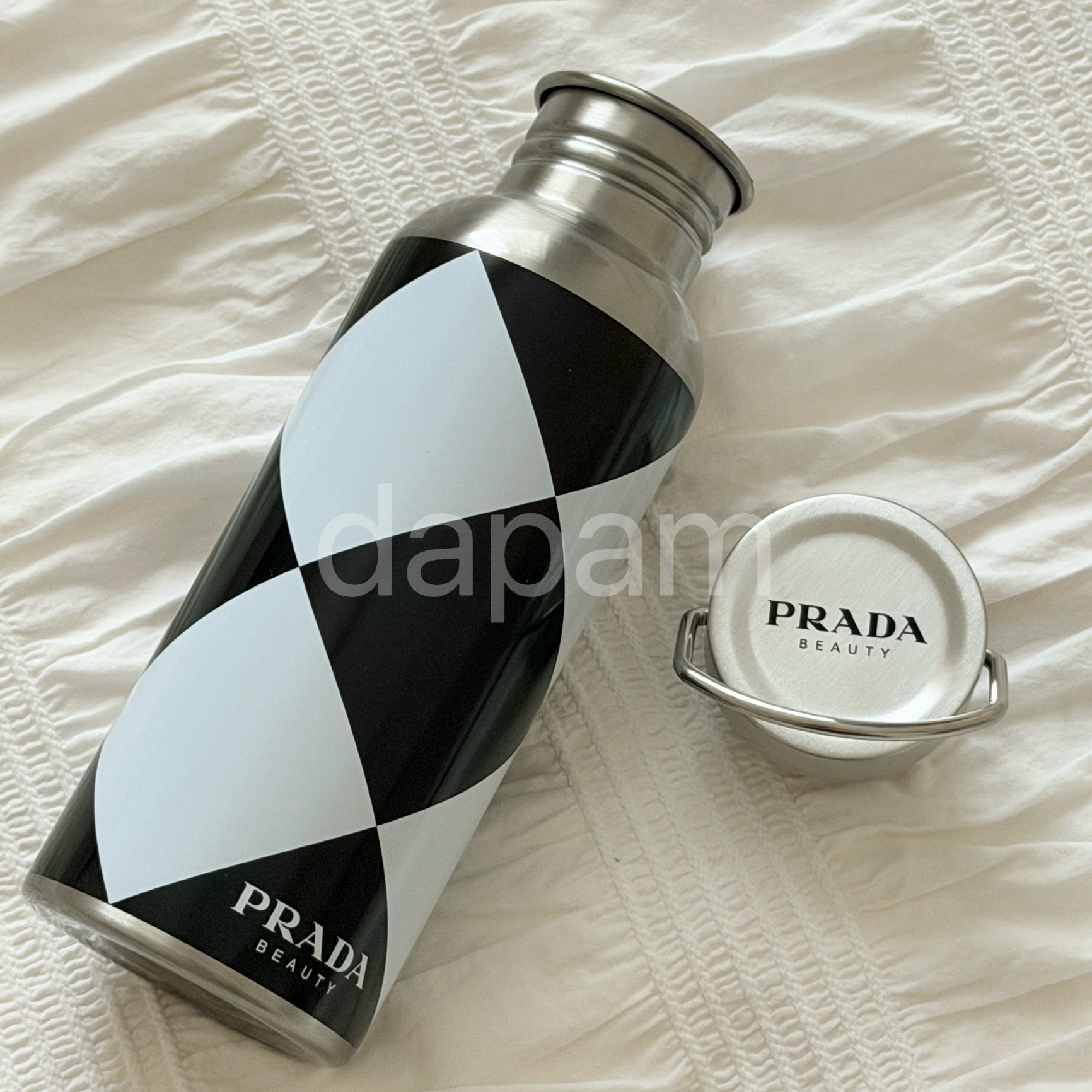 프라다 뷰티 아가일 스테인리스 텀블러 500ml